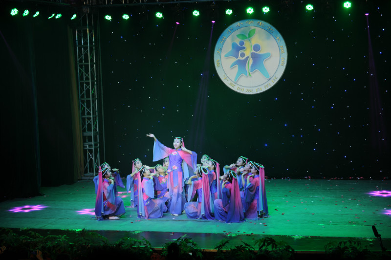 新聞名稱：舞蹈《回族姑娘》獲全區三等獎
添加日期：2015-11-24 10:39:44
浏覽次數(shù)：4537