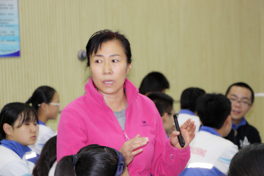 新聞名稱：李琰獲語文優質課二等獎
添加日期：2016-11-22 11:38:56
浏覽次數(shù)：8691