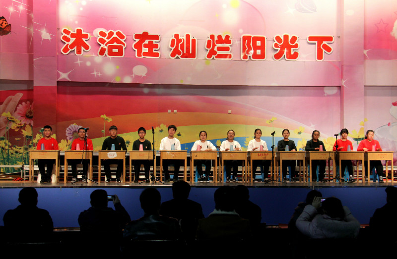 新聞名稱：2016學校新年音(yīn)樂會(huì)
添加日期：2016-01-06 15:06:12
浏覽次數(shù)：4756