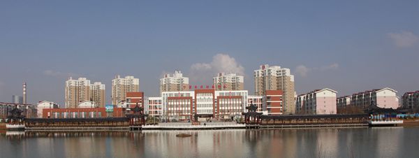 新聞名稱：風景如畫(huà)的校園
添加日期：2016-03-31 15:46:19
浏覽次數(shù)：4500