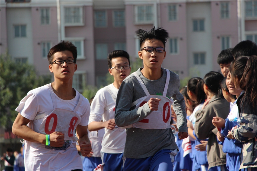 新聞名稱：我校2016秋季運動會(huì)
添加日期：2016-09-28 17:18:59
浏覽次數(shù)：5215