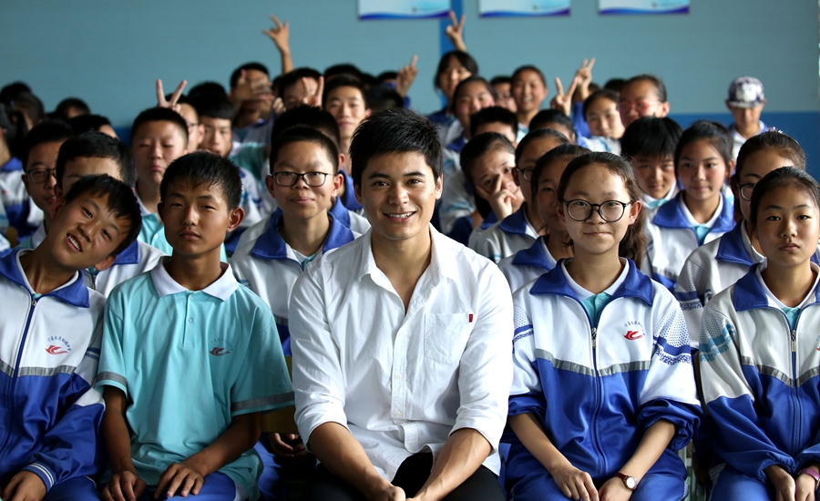 新聞名稱：老師(shī)您好
添加日期：2017-12-10 22:26:16
浏覽次數(shù)：4176