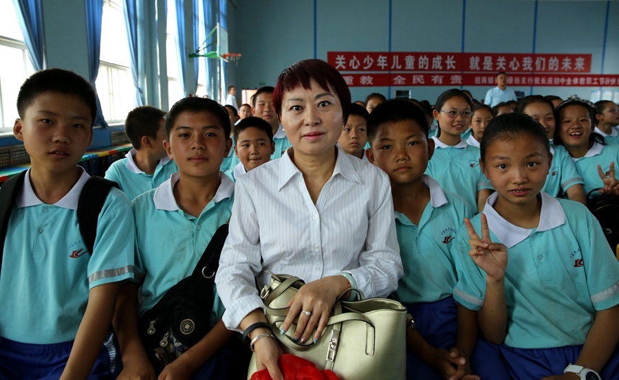 新聞名稱：桃李芬芳
添加日期：2017-12-10 22:27:27
浏覽次數(shù)：3686