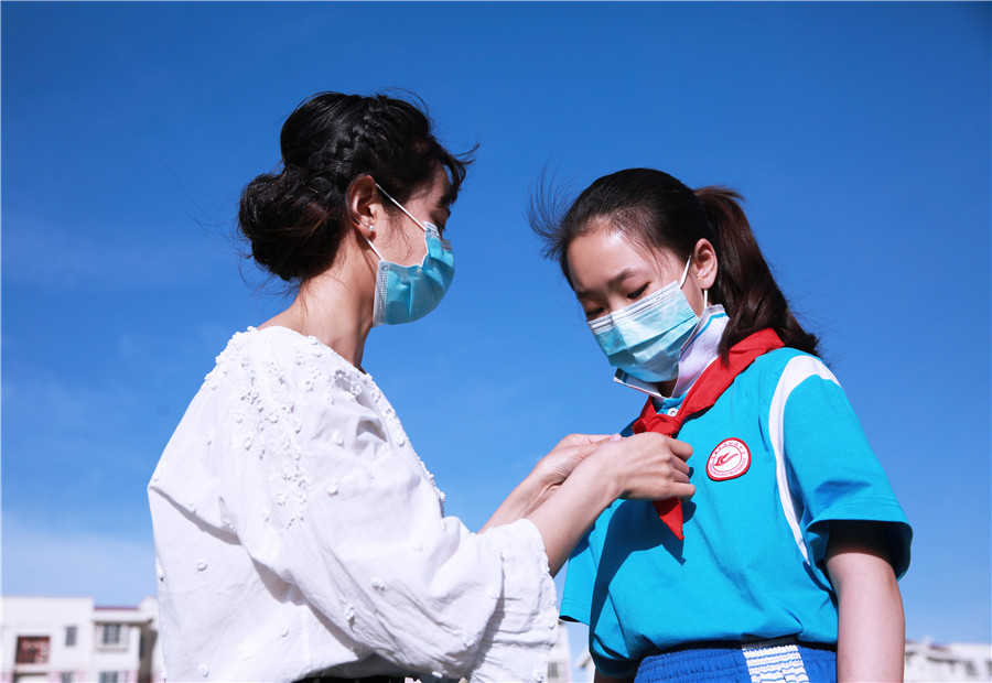 新聞名稱：深情地祝福滿滿的愛(ài)
添加日期：2020-06-01 08:40:21
浏覽次數(shù)：2069